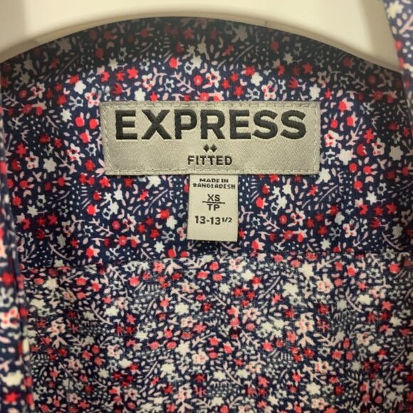 EXPRESS Dress Shirt in Floral Red (Size XS) (like new condition) - Picture 3 of 4